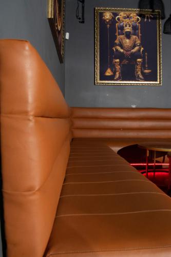 PROJECT 13 EMPERORS LOUNGE - 39