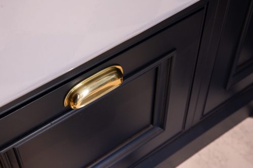 luxury-moulded-in-frame-beaded-panel-shaker-boot-room-sawbridgeworth-handmade-kitchen-company-4-scaled