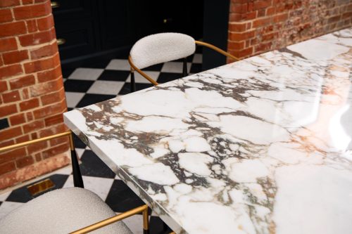 luxury-moulded-in-frame-beaded-panel-shaker-kitchen-sawbridgeworth-handmade-kitchen-company-35-scaled