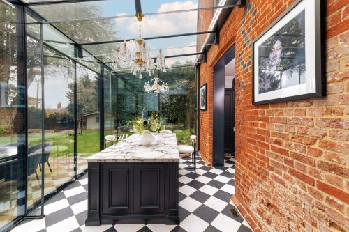 luxury-moulded-in-frame-beaded-panel-shaker-kitchen-sawbridgeworth-handmade-kitchen-company-42-scaled